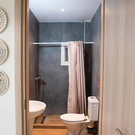 Apartament Budget In Ana Poli Saloniki
