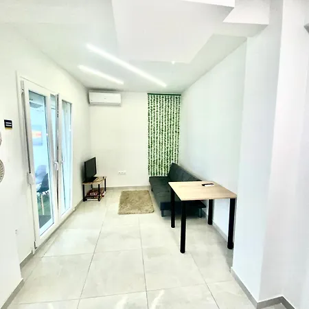 Budget In Ana Poli *