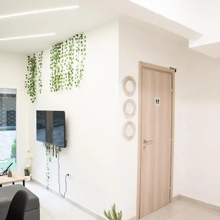 Budget In Ana Poli *